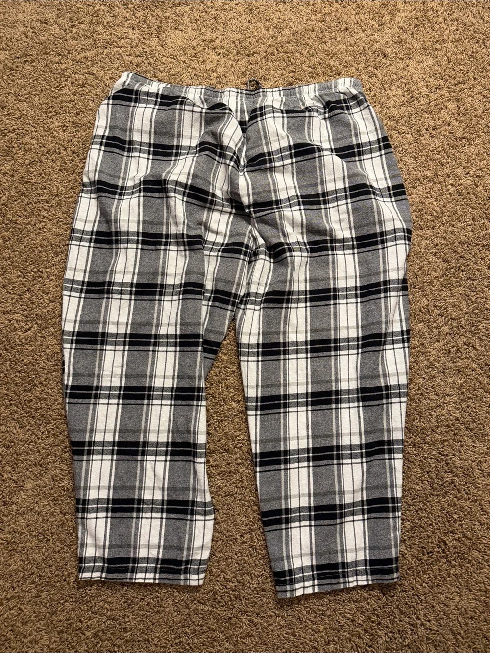 Fanatics Gray Kansas City Chiefs Lounge Set with Black & White Plaid Pants